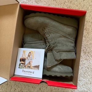 New in Box Bearpaw Krista Winter Boot